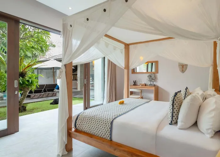 Villa Nikaia By Finder